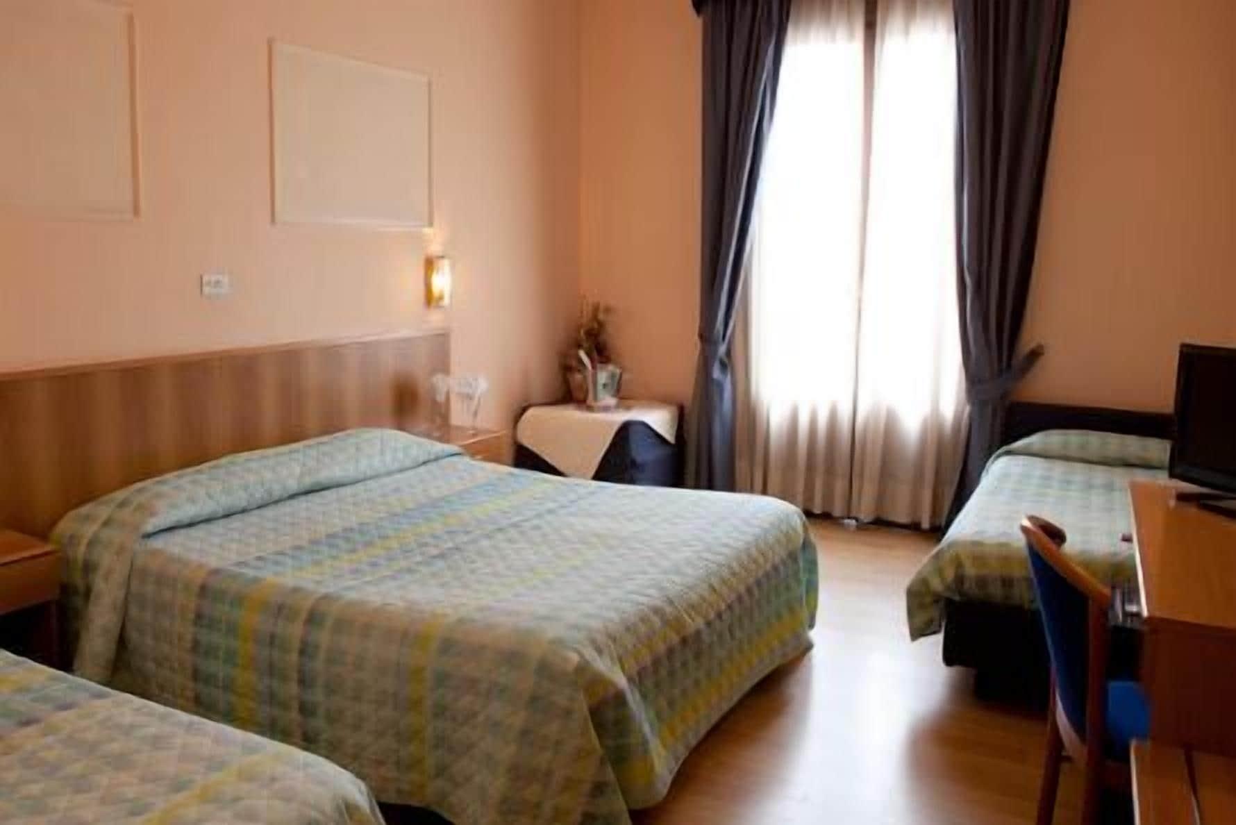 אסיסי Hotel Porziuncola מראה חיצוני תמונה