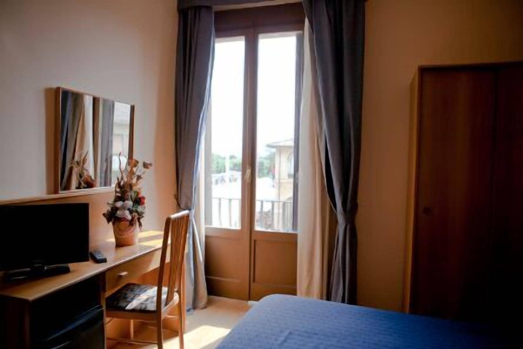 אסיסי Hotel Porziuncola מראה חיצוני תמונה
